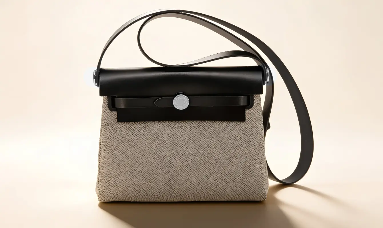 Hermès Herbag 20 – Ecru / Noir